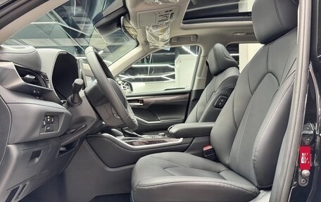 Toyota Highlander, 2025 год, 6 100 000 рублей, 18 фотография