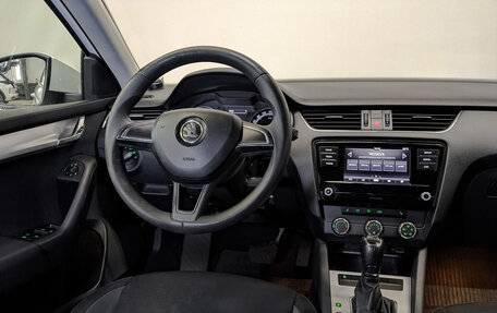 Skoda Octavia, 2018 год, 1 275 000 рублей, 26 фотография