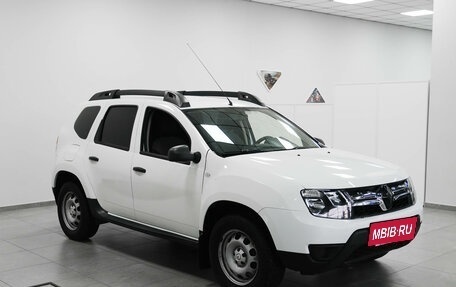 Renault Duster I рестайлинг, 2016 год, 840 000 рублей, 2 фотография