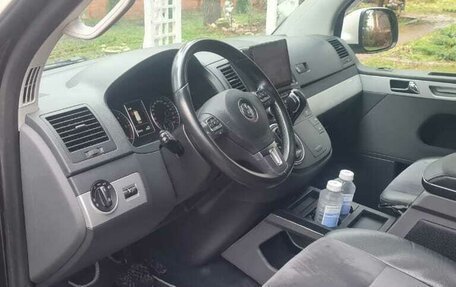 Volkswagen Multivan T5, 2015 год, 3 300 000 рублей, 10 фотография