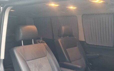 Volkswagen Multivan T5, 2015 год, 3 300 000 рублей, 19 фотография