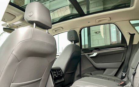 Volkswagen Touareg III, 2020 год, 5 300 000 рублей, 21 фотография