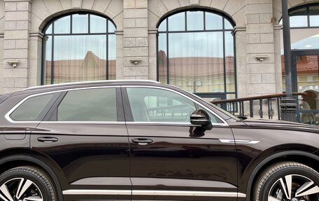 Volkswagen Touareg III, 2020 год, 5 300 000 рублей, 29 фотография