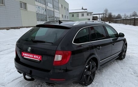 Skoda Superb III рестайлинг, 2011 год, 950 000 рублей, 3 фотография