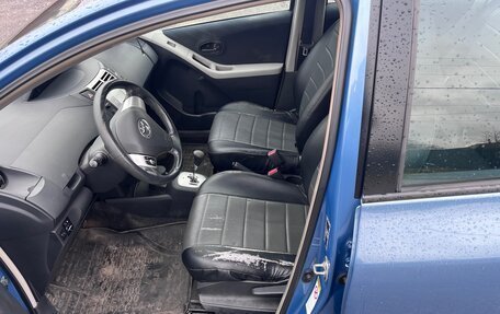 Toyota Yaris III рестайлинг, 2007 год, 530 000 рублей, 6 фотография