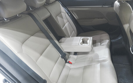 Hyundai Elantra VI рестайлинг, 2017 год, 1 679 000 рублей, 21 фотография