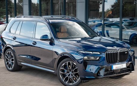 BMW X7, 2025 год, 13 270 000 рублей, 3 фотография