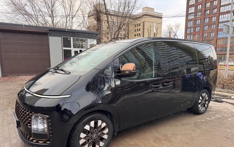 Hyundai Staria, 2022 год, 3 900 000 рублей, 1 фотография