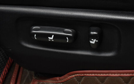 Toyota Land Cruiser 200, 2013 год, 3 800 000 рублей, 13 фотография