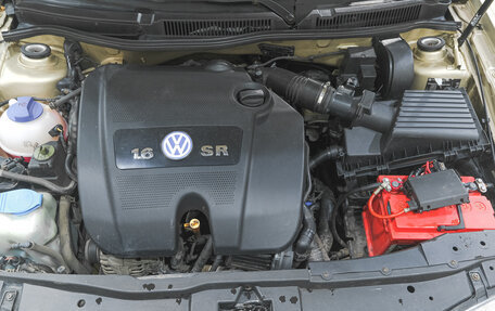 Volkswagen Bora, 2003 год, 399 000 рублей, 24 фотография