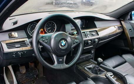 BMW 5 серия, 2004 год, 999 000 рублей, 6 фотография