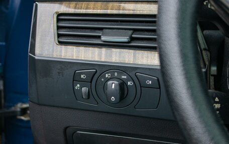 BMW 5 серия, 2004 год, 999 000 рублей, 22 фотография