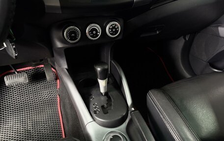 Mitsubishi Outlander III рестайлинг 3, 2008 год, 1 300 000 рублей, 15 фотография