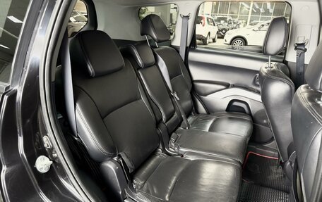 Mitsubishi Outlander III рестайлинг 3, 2008 год, 1 300 000 рублей, 11 фотография