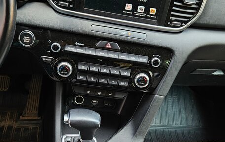 KIA Sportage IV рестайлинг, 2020 год, 2 800 000 рублей, 11 фотография