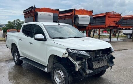 Mitsubishi L200 IV рестайлинг, 2022 год, 2 415 000 рублей, 5 фотография