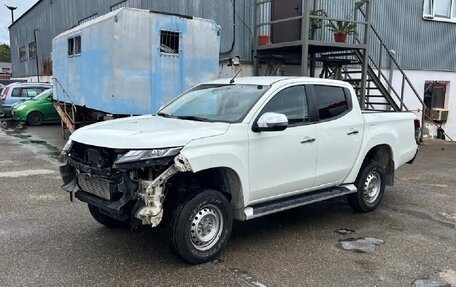 Mitsubishi L200 IV рестайлинг, 2022 год, 2 415 000 рублей, 11 фотография