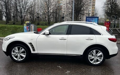 Infiniti FX II, 2013 год, 1 499 999 рублей, 8 фотография