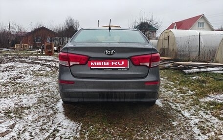 KIA Rio III рестайлинг, 2015 год, 750 000 рублей, 4 фотография