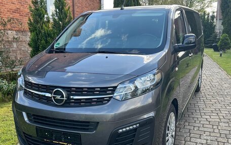 Opel Vivaro, 2024 год, 4 499 000 рублей, 2 фотография