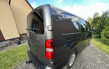 Opel Vivaro, 2024 год, 4 499 000 рублей, 10 фотография