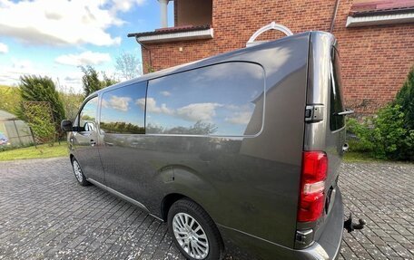 Opel Vivaro, 2024 год, 4 499 000 рублей, 12 фотография