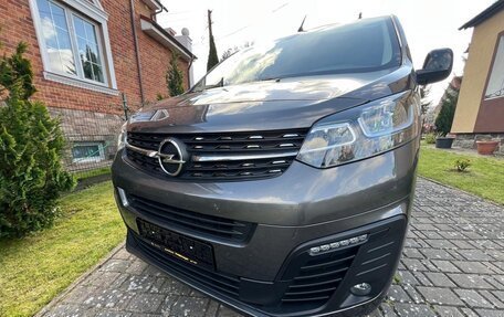 Opel Vivaro, 2024 год, 4 499 000 рублей, 13 фотография