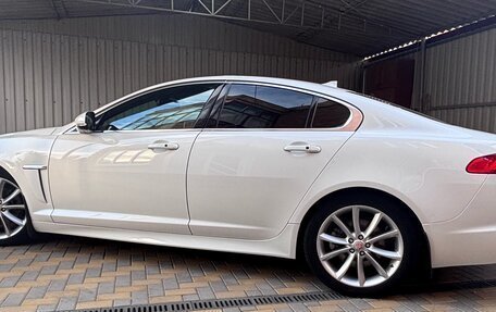 Jaguar XF I рестайлинг, 2015 год, 2 200 000 рублей, 3 фотография