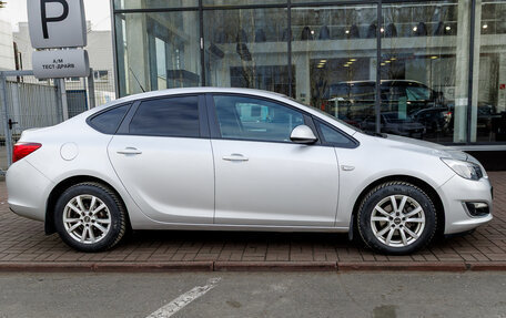 Opel Astra J, 2013 год, 775 000 рублей, 6 фотография