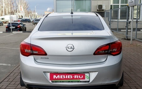 Opel Astra J, 2013 год, 775 000 рублей, 4 фотография