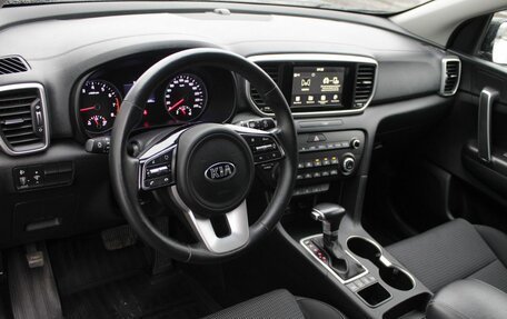 KIA Sportage IV рестайлинг, 2019 год, 2 350 000 рублей, 10 фотография