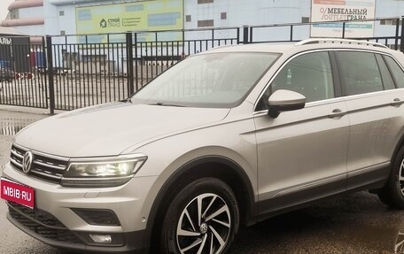 Volkswagen Tiguan II, 2018 год, 2 675 000 рублей, 1 фотография