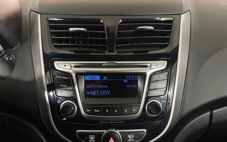 Hyundai Solaris II рестайлинг, 2015 год, 1 059 000 рублей, 14 фотография