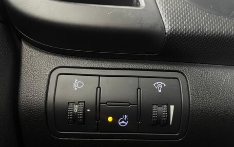 Hyundai Solaris II рестайлинг, 2015 год, 1 059 000 рублей, 18 фотография