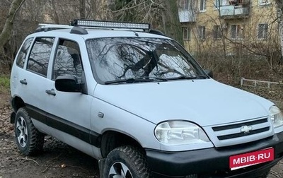 Chevrolet Niva I рестайлинг, 2005 год, 350 000 рублей, 1 фотография