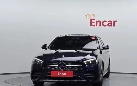 Mercedes-Benz E-Класс, 2022 год, 5 300 000 рублей, 2 фотография