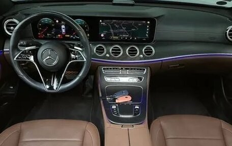 Mercedes-Benz E-Класс, 2022 год, 5 300 000 рублей, 7 фотография