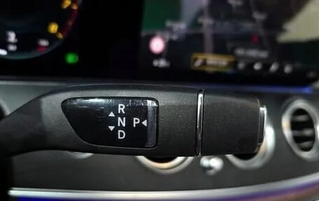 Mercedes-Benz E-Класс, 2022 год, 5 300 000 рублей, 13 фотография