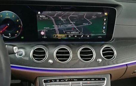 Mercedes-Benz E-Класс, 2022 год, 5 300 000 рублей, 14 фотография