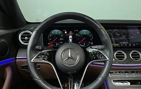 Mercedes-Benz E-Класс, 2022 год, 5 300 000 рублей, 9 фотография