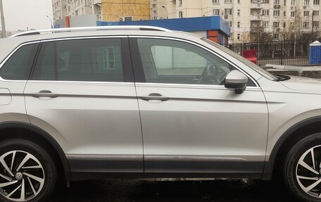 Volkswagen Tiguan II, 2018 год, 2 675 000 рублей, 5 фотография