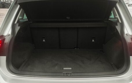 Volkswagen Tiguan II, 2018 год, 2 675 000 рублей, 9 фотография