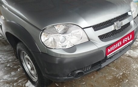 Chevrolet Niva I рестайлинг, 2011 год, 375 000 рублей, 2 фотография