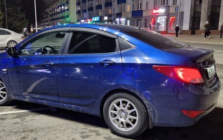 Hyundai Solaris II рестайлинг, 2015 год, 1 050 000 рублей, 4 фотография