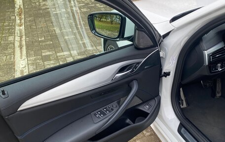 BMW 5 серия, 2020 год, 4 750 000 рублей, 15 фотография