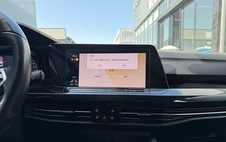 Volkswagen Golf VIII, 2021 год, 2 125 000 рублей, 4 фотография