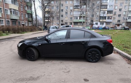Chevrolet Cruze II, 2010 год, 550 000 рублей, 5 фотография