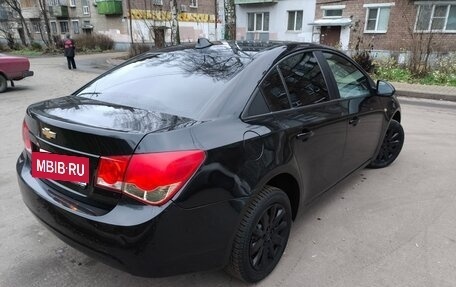 Chevrolet Cruze II, 2010 год, 550 000 рублей, 9 фотография