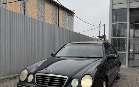 Mercedes-Benz E-Класс, 2002 год, 350 000 рублей, 1 фотография