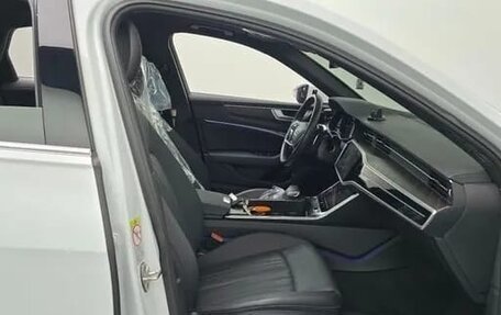 Audi A6, 2022 год, 5 200 000 рублей, 6 фотография